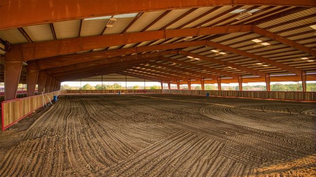 View of stable | Image 9