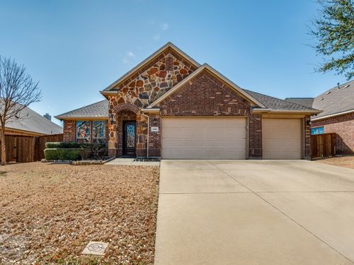 4406 Winding Glen Ln, Mansfield, TX, 76063-8692 | Card Image