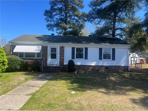 325 Hoke Ave, Hopewell, VA, 23860-3321 | Card Image
