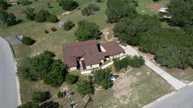 211 Comal Run, House other with 3 bedrooms, 4 bathrooms and null parking in Bulverde TX | Image 37