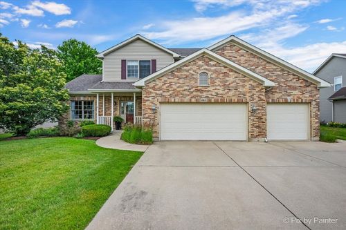 665 Hunters Path, Marengo, IL, 60152-3526 | Card Image