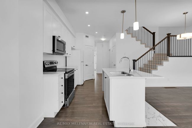 1405 Summer St, House attached with 3 bedrooms, 2 bathrooms and 1 parking in Kingston ON | Image 17