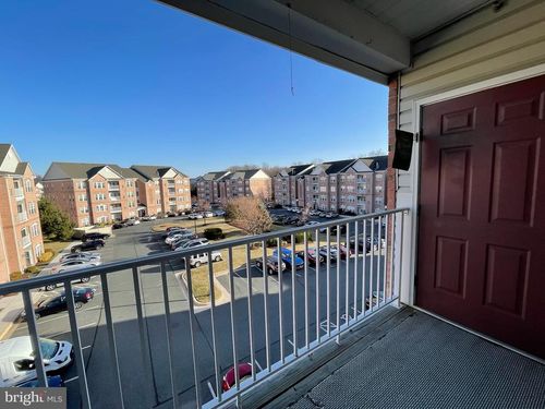 9608r-9608 Amberleigh Ln, PERRY HALL, MD, 21128-9678 | Card Image