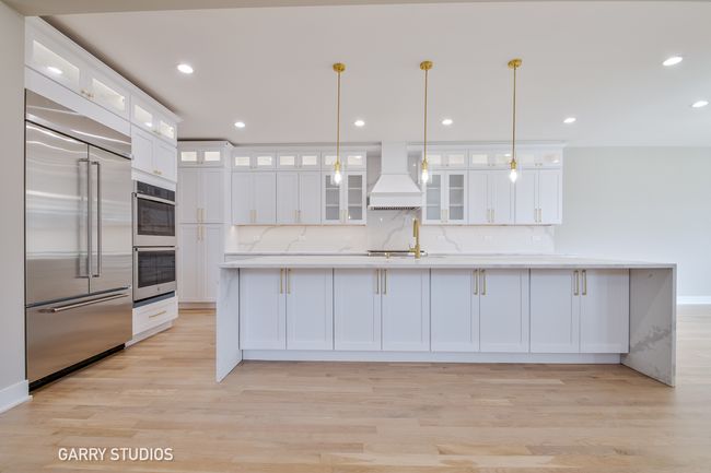 15W320 Concord St, House other with 4 bedrooms, 5 bathrooms and 3 parking in Elmhurst IL | Image 10