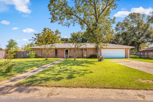 511 Sharp Blvd, Gulfport, MS, 39503-3656 | Card Image