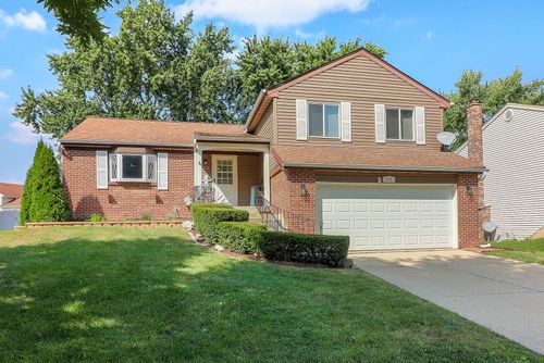 812 W Appletree Ln, Bartlett, IL, 60103-5898 | Card Image