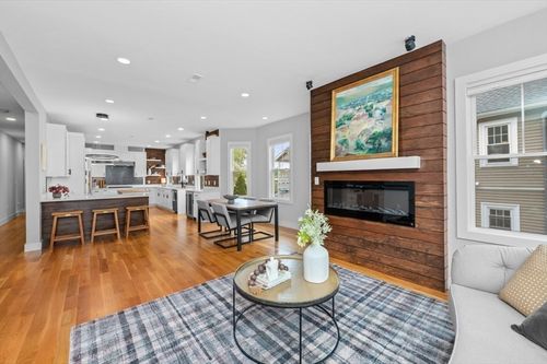 2-61 Paul Revere Rd, Arlington, MA, 02476-5729 | Card Image
