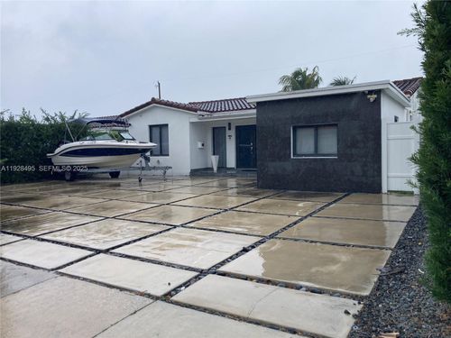 7524 Mutiny Ave, North Bay Village, FL, 33141-4333 | Card Image