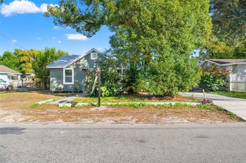 8719 N Ola Ave, TAMPA, FL, 33604-1343 | Card Image