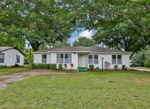 501 Lynch St, Gainesville, TX, 76240-2127 | Card Image