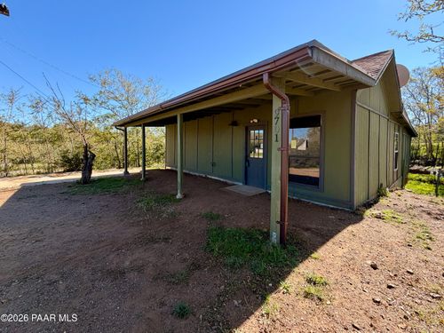 9701 S Eighth St, Mayer, AZ, 86333 | Card Image