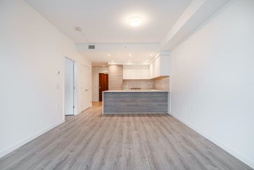 605-680 Quayside Drive, New Westminster, BC, V3M0P2 | Card Image