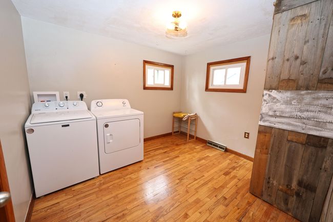 69369 Oak St, House other with 3 bedrooms, 2 bathrooms and null parking in Benton Harbor MI | Image 9