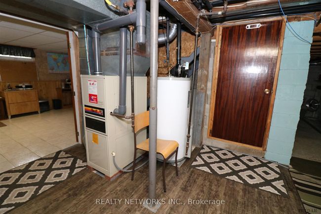 662 Edward Ave, House other with 2 bedrooms, 1 bathrooms and 2 parking in Holtyre ON | Image 10