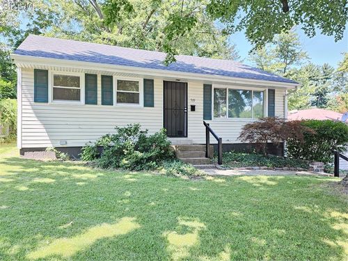 539 Coppinger Dr, Saint Louis, MO, 63135-2111 | Card Image