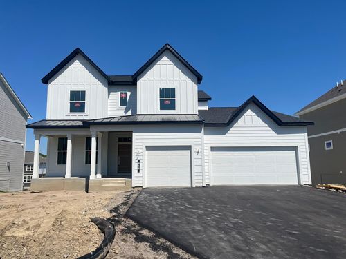914 Big Woods Dr, Delano, MN, 55328-4404 | Card Image