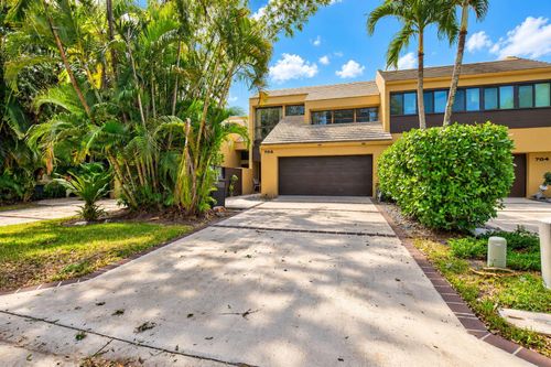 702 Saint Albans Dr, Boca Raton, FL, 33486-1503 | Card Image