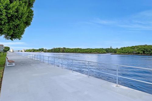 680 Horizons W, Boynton Beach, FL, 33435-5776 | Card Image