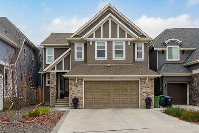 40 Masters Landing Se, House other with 5 bedrooms, 4 bathrooms and 4 parking in Calgary AB | Image 2