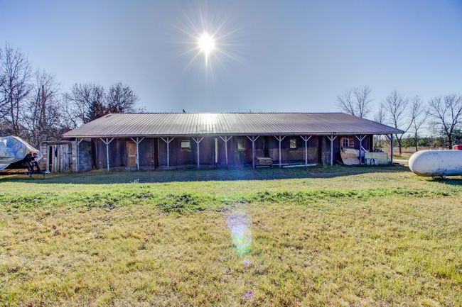 Extra Building North Side | Image 36