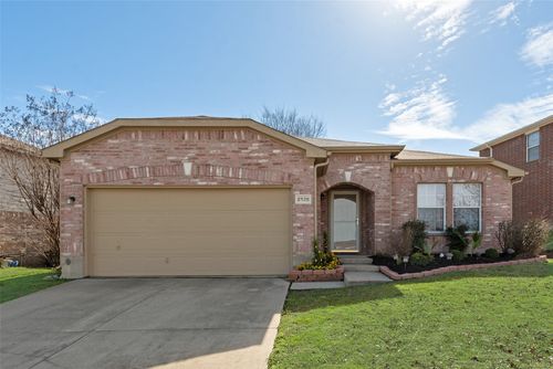 2528 Big Spring Dr, Fort Worth, TX, 76120-5620 | Card Image