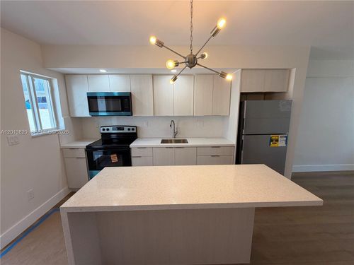 2-1904 Sw 17th Ave, Miami, FL, 33145 | Card Image
