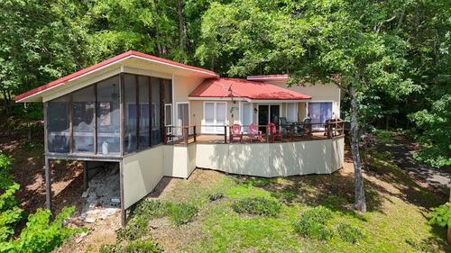 111 County Road 262, Iuka, MS, 38852-7575 | Card Image