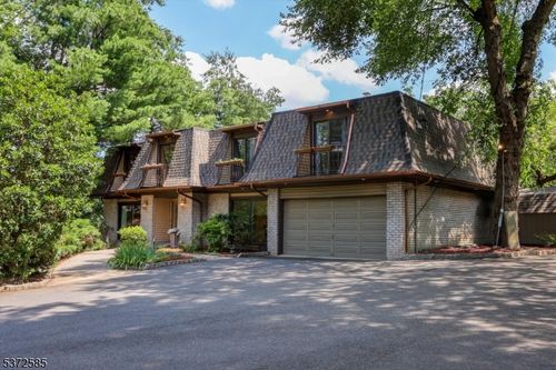 403 New Dover Rd, Colonia, NJ, 07067-2607 | Card Image