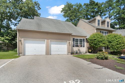192-78 Perry St, Putnam, CT, 06260-2248 | Card Image