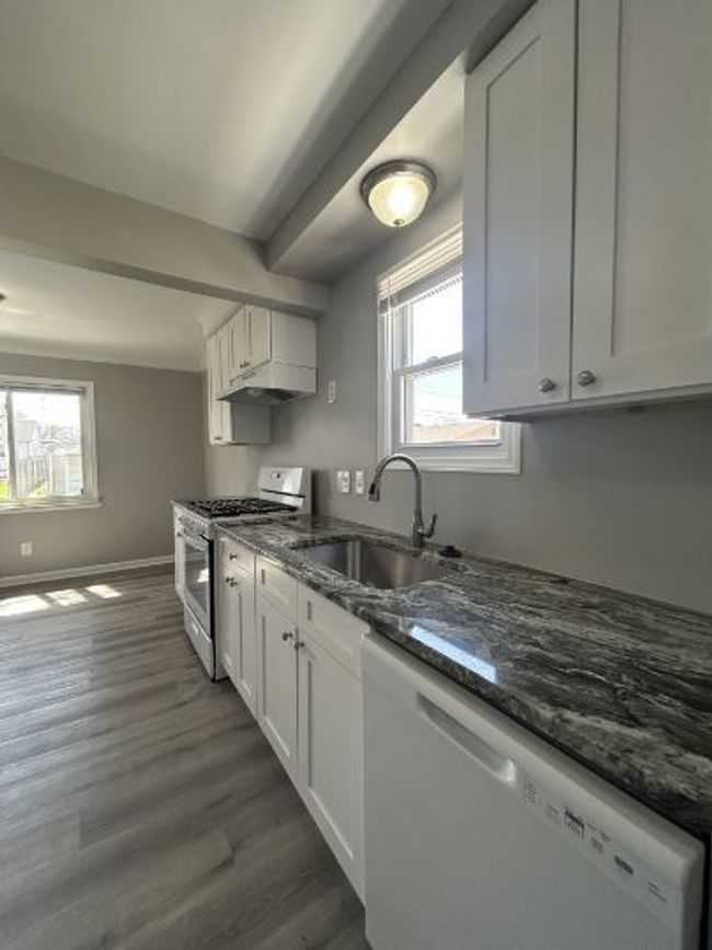 13667 Birrell St, House other with 2 bedrooms, 1 bathrooms and null parking in Southgate MI | Image 12