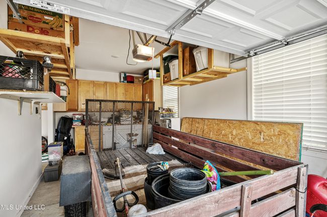 Garage | Image 34