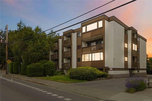 304-830 Esquimalt Rd, Esquimalt, BC, V9A3M4 | Card Image