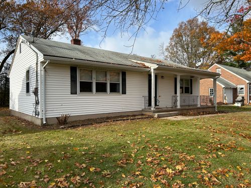 7 Grantham Rd, Wallingford, CT, 06492-5005 | Card Image