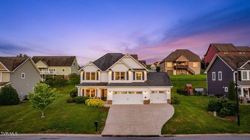2572 Bridgeforth Xing, Kingsport, TN, 37664-5785 | Card Image