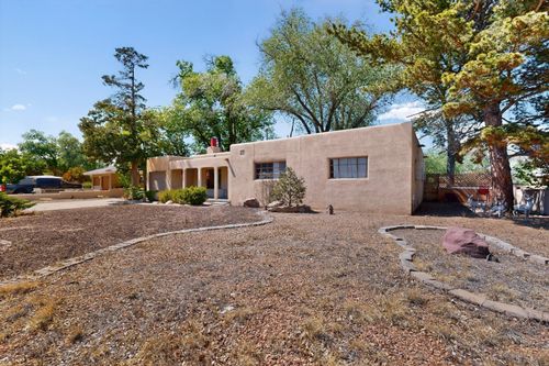 703 Solar Rd Nw, Albuquerque, NM, 87107-5745 | Card Image