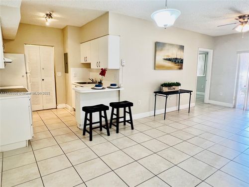 apt-107-3211 Sabal Palm Mnr, Hollywood, FL, 33024-2290 | Card Image