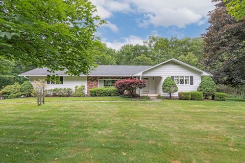 190 Allerton Farms Rd, Middlebury, CT, 06762-2829 | Card Image