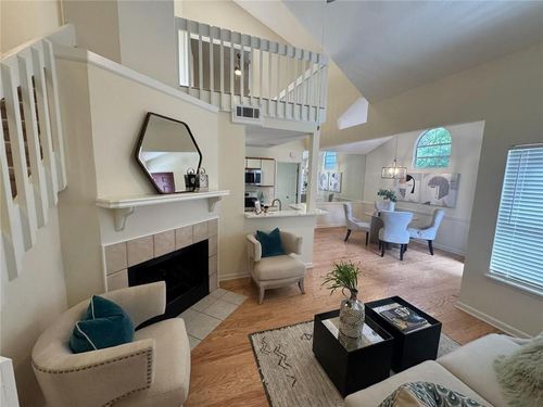 118 Hawkstone Way, Alpharetta, GA, 30022-1693 | Card Image
