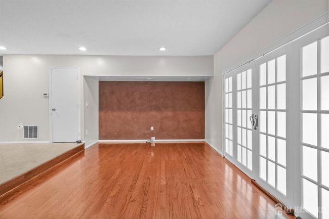 462 Harwick Ct, Townhouse with 2 bedrooms, 3 bathrooms and null parking in Piscataway NJ | Image 12