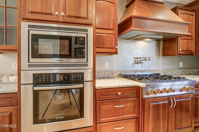 405 Heather View Dr, House other with 5 bedrooms, 4 bathrooms and null parking in Jonesborough TN | Image 17