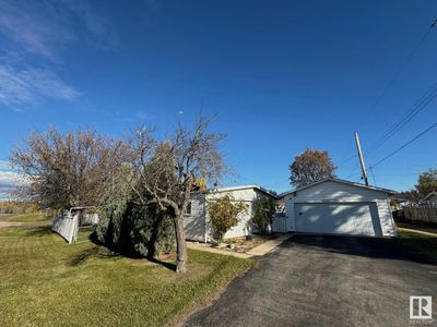 4815 52 A Ave, House other with 2 bedrooms, 1 bathrooms and null parking in Evansburg AB | Image 2