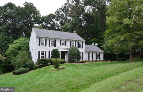 11620 Havenner Rd, FAIRFAX STATION, VA, 22039-1223 | Card Image