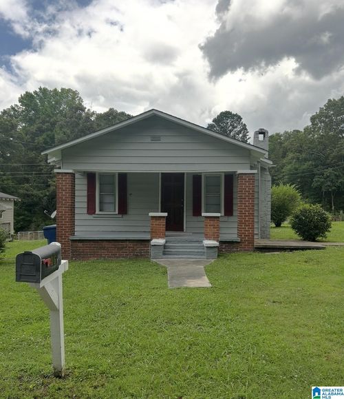 416 Adams Ave W, Oneonta, AL, 35121-2209 | Card Image