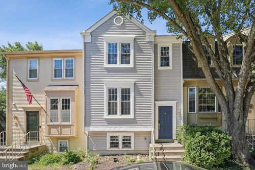 71 Fendall Ave, ALEXANDRIA, VA, 22304-6343 | Card Image