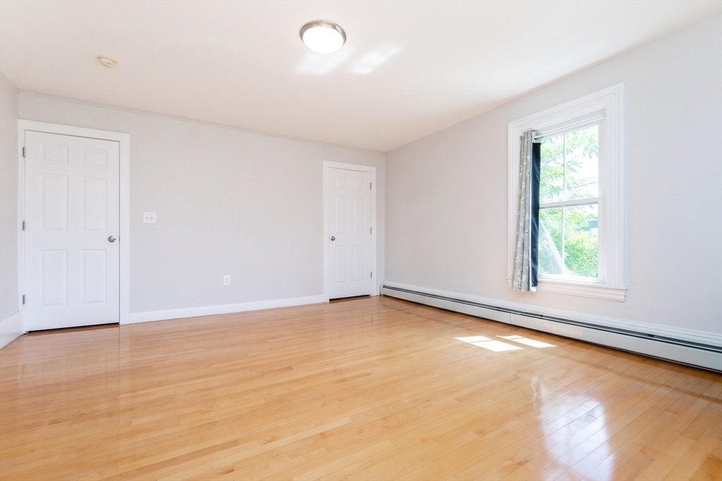 Residential Lease in Somerville