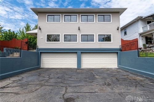 33 Smithville Rd, Dayton, OH, 45431-1832 | Card Image