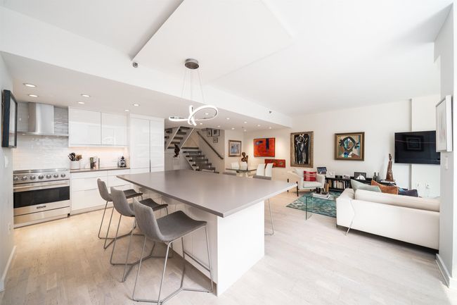 APT-103 - 2 Constitution Ct, Condo with 3 bedrooms, 3 bathrooms and null parking in Hoboken NJ | Image 9