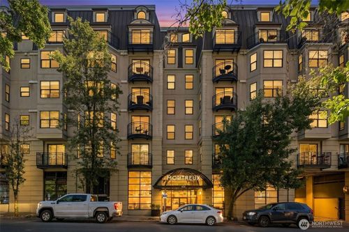 706-425 Vine St, Seattle, WA, 98121-1595 | Card Image