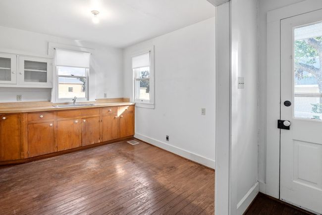 421 W Main St, Home with 0 bedrooms, 0 bathrooms and null parking in Fredericksburg TX | Image 11