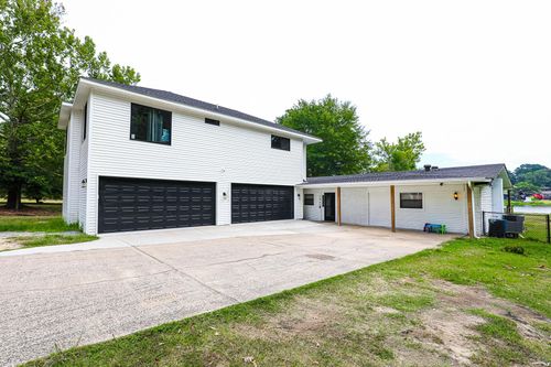 1925 W Lakeview, Benton, AR, 72015-2826 | Card Image